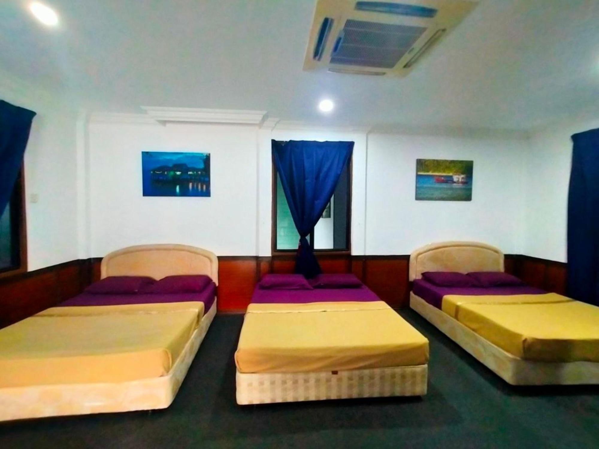 Capital O 91118 Chalet Seri Idaman Bayan Lepas Exterior foto