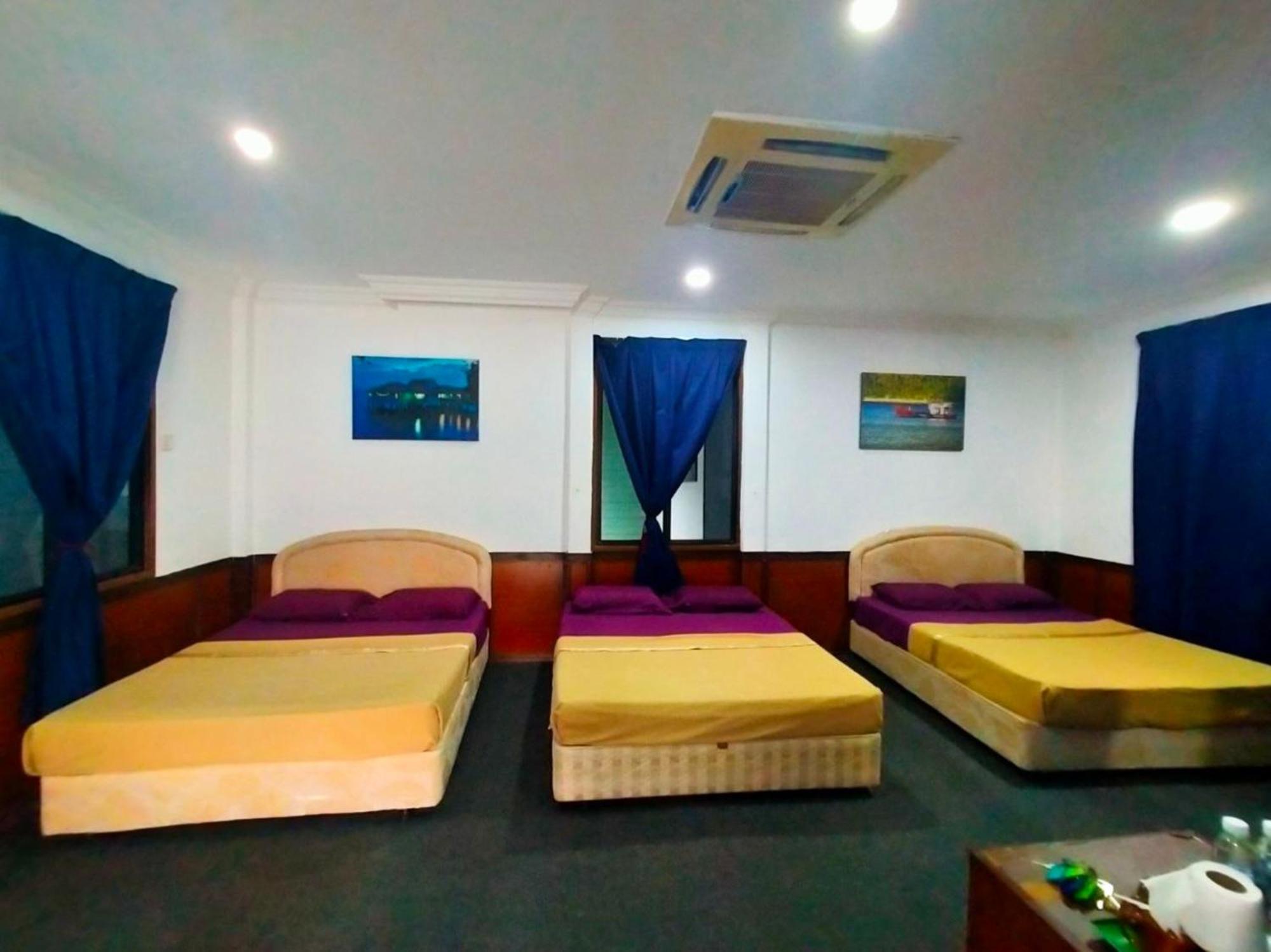 Capital O 91118 Chalet Seri Idaman Bayan Lepas Exterior foto